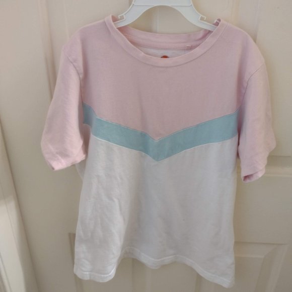 Girls 12-13 Ellesse chevron shirt from France - Bundle and save! - Picture 1 of 4